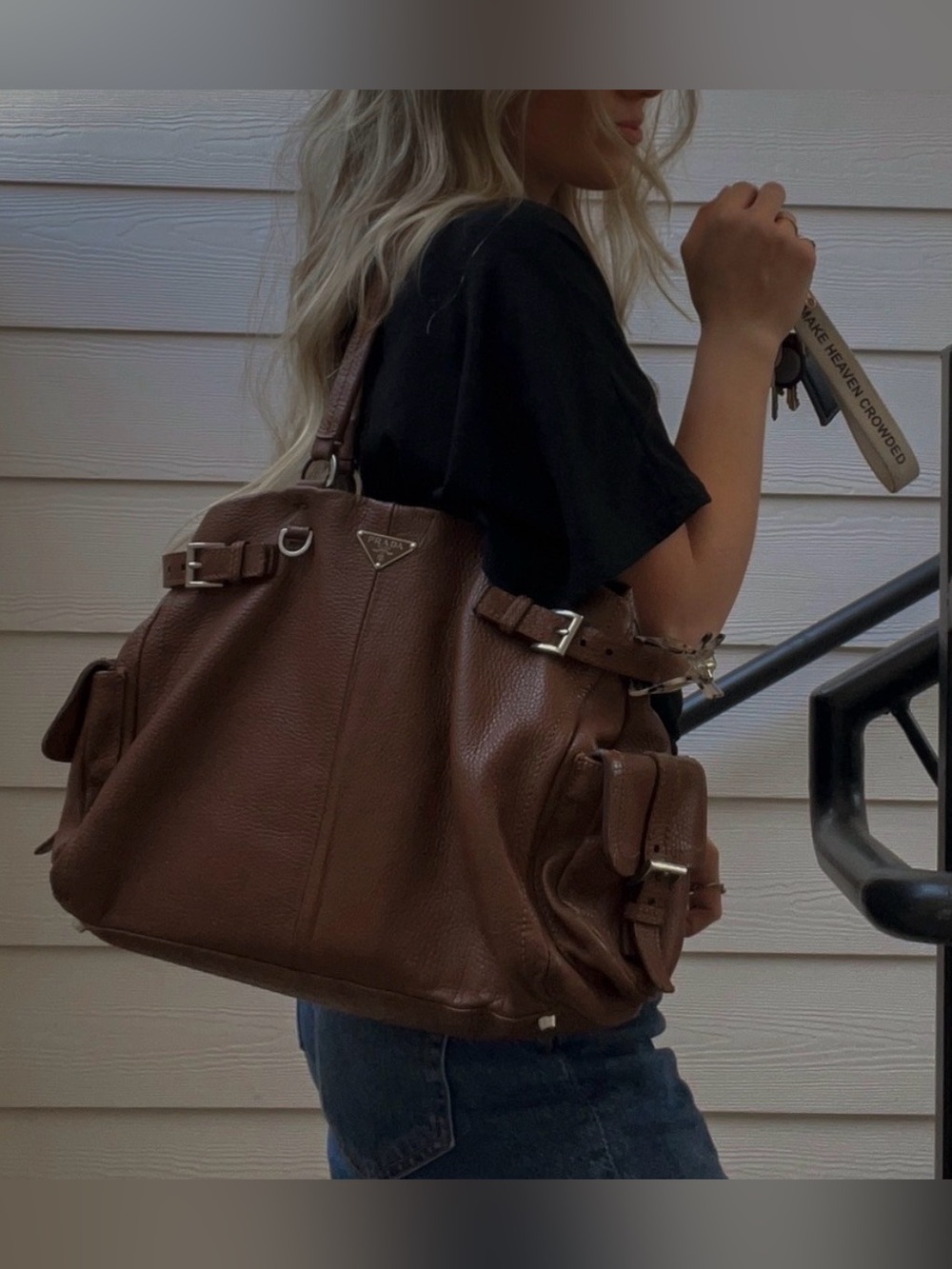 Prada Vitello Daino Leather Shoulder Bag - Picture 2 of 12